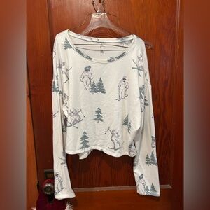 White abominable snowman sleep shirt Hollister longsleeve
